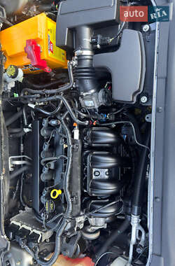 Седан Ford Fusion 2013 в 