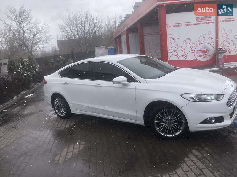 Седан Ford Fusion 2013 в Вінниці