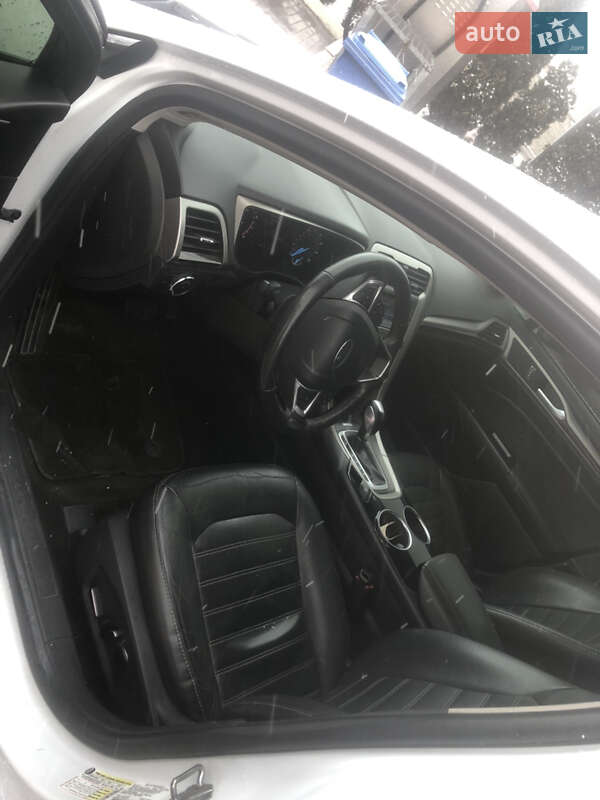 Седан Ford Fusion 2013 в Вінниці