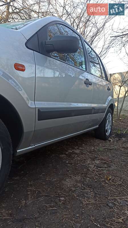Хэтчбек Ford Fusion 2007 в Виннице