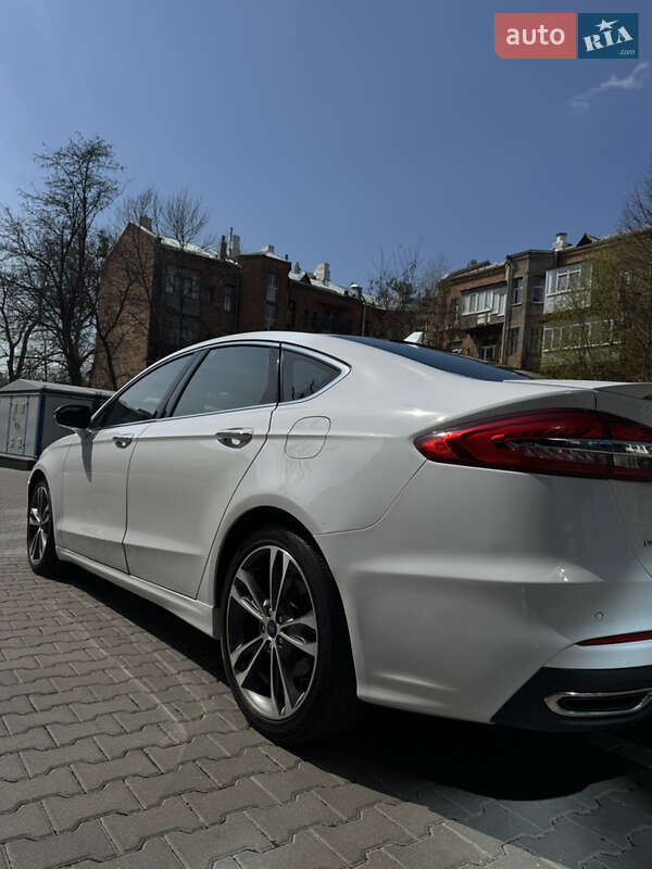 Седан Ford Fusion 2020 в Харькове