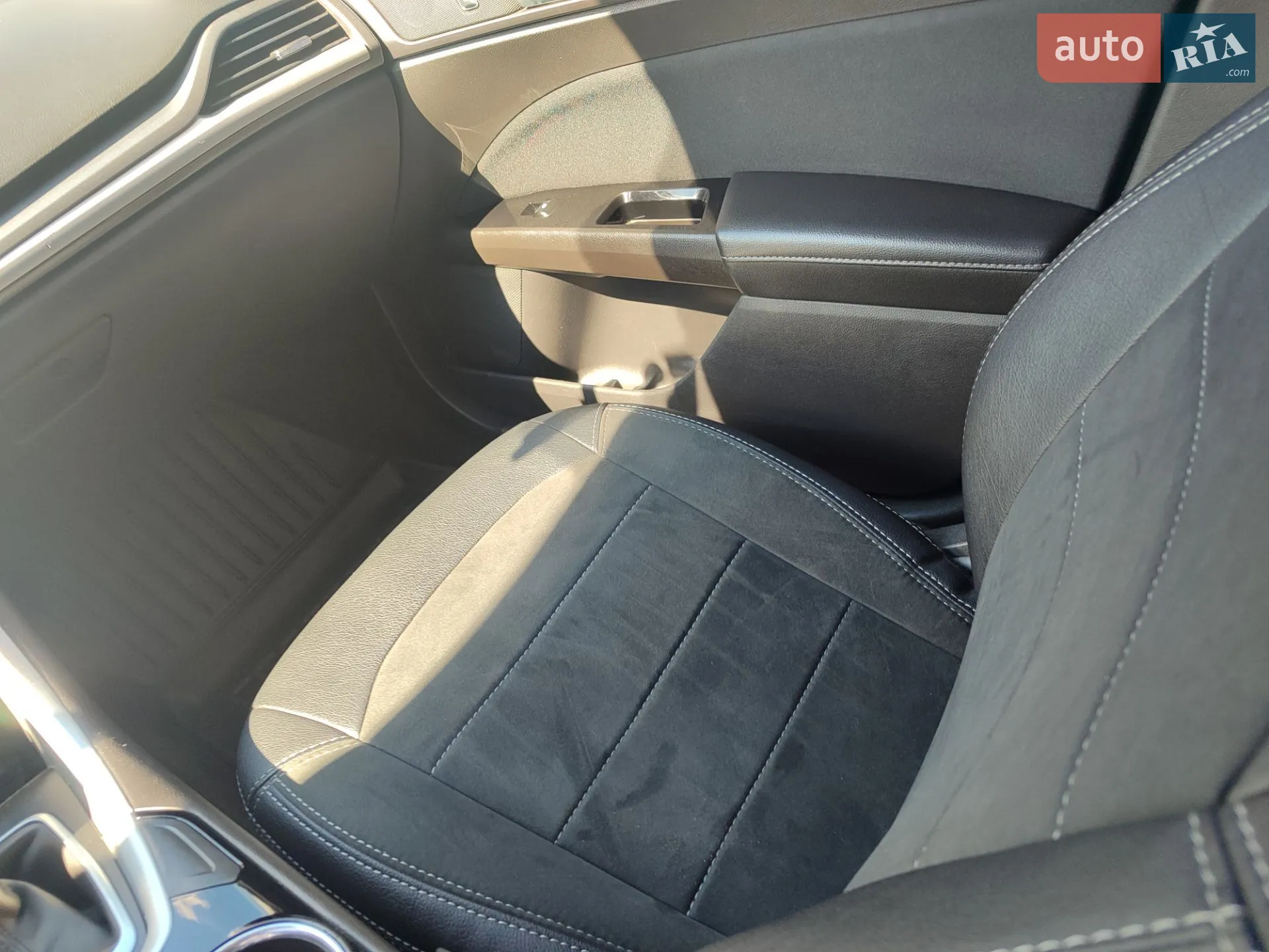 2015 Ford Fusion - мініатюра 18