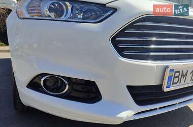 Седан Ford Fusion 2015 в Сумах