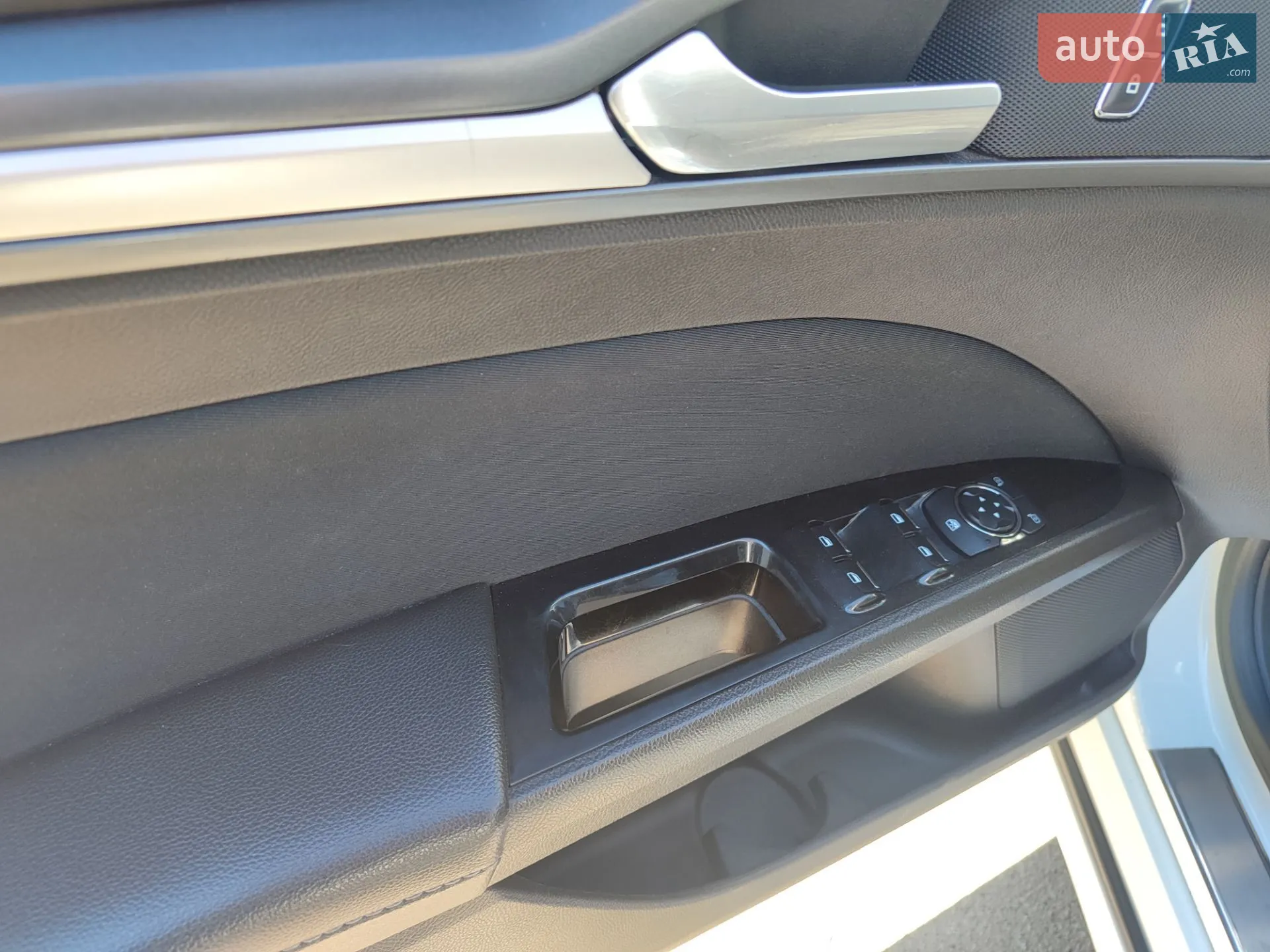 2015 Ford Fusion - мініатюра 24