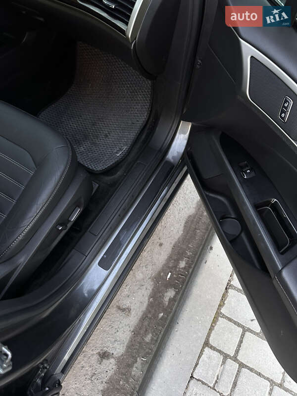Седан Ford Fusion 2016 в Тернополе