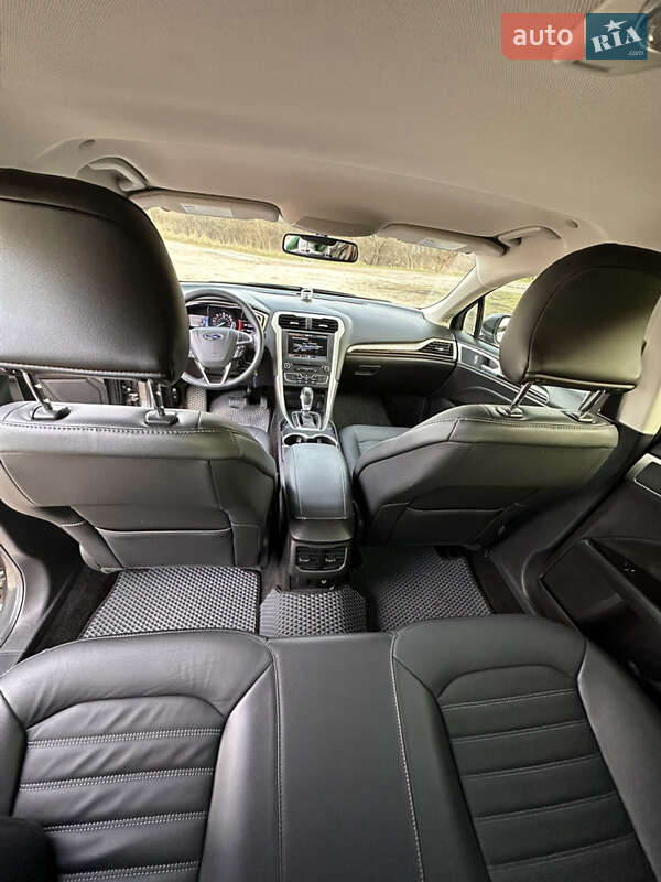 Седан Ford Fusion 2016 в Тернополе