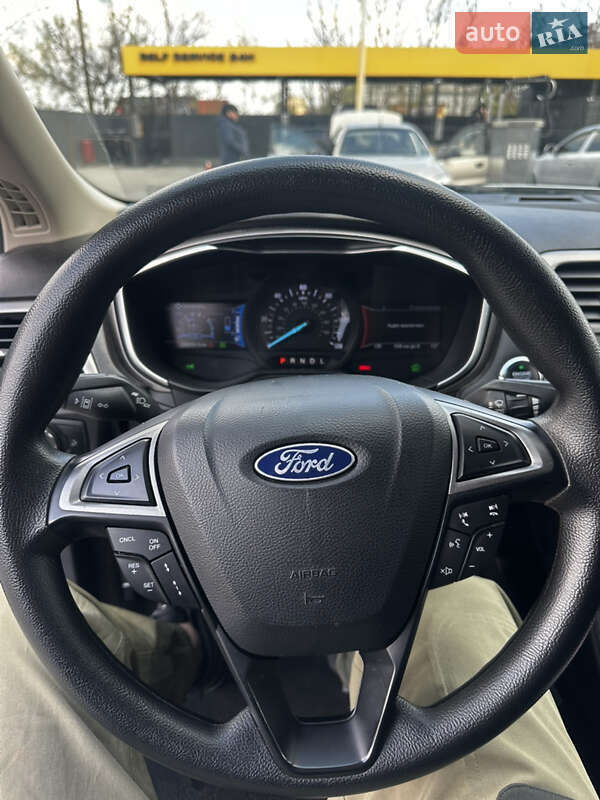 Седан Ford Fusion 2018 в Днепре
