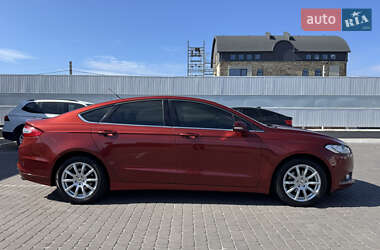 Седан Ford Fusion 2014 в 