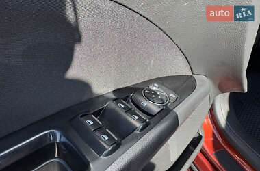 Седан Ford Fusion 2014 в 