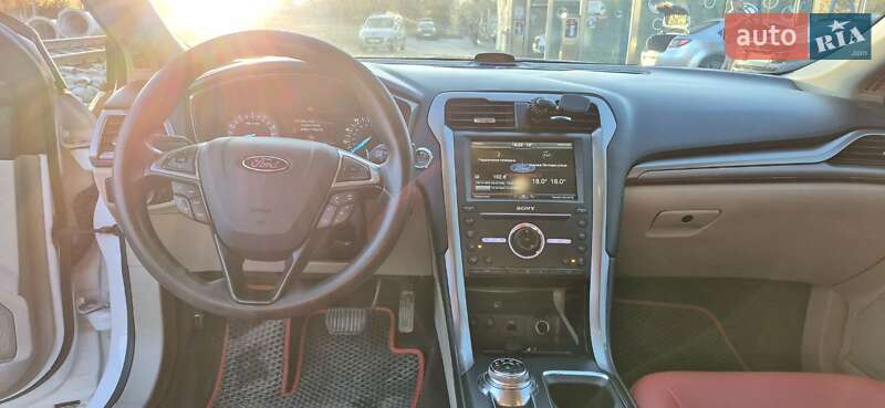 Седан Ford Fusion 2016 в Івано-Франківську