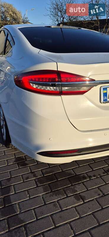 Седан Ford Fusion 2016 в Івано-Франківську