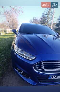 Седан Ford Fusion 2014 в 