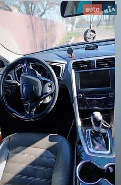 Седан Ford Fusion 2014 в 