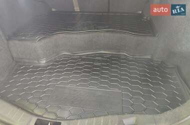 Седан Ford Fusion 2019 в 
