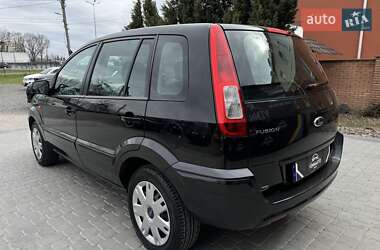 Хетчбек Ford Fusion 2010 в 