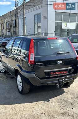 Хэтчбек Ford Fusion 2009 в 