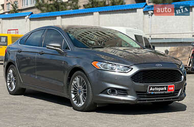 Седан Ford Fusion 2013 в 