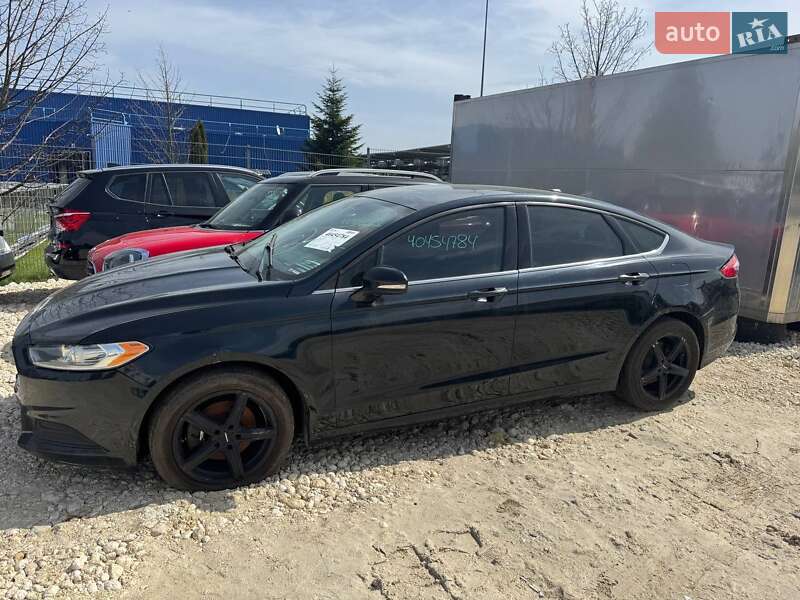Седан Ford Fusion 2014 в Львове