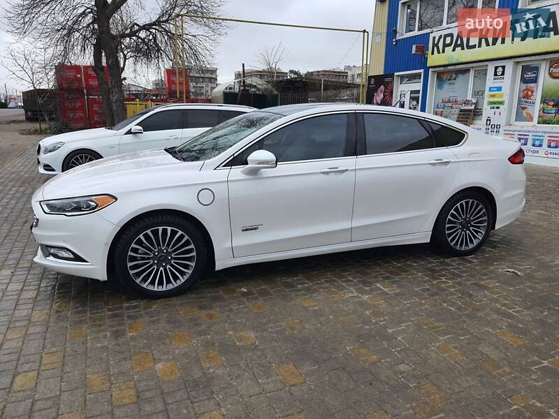 Седан Ford Fusion 2017 в Одессе