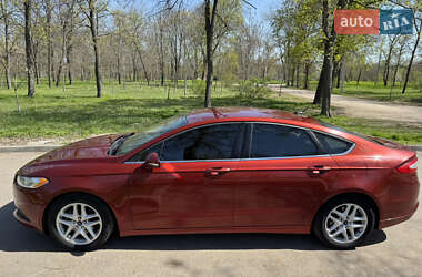 Седан Ford Fusion 2014 в 