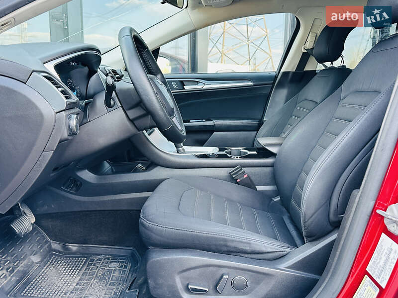 Седан Ford Fusion 2014 в Харкові