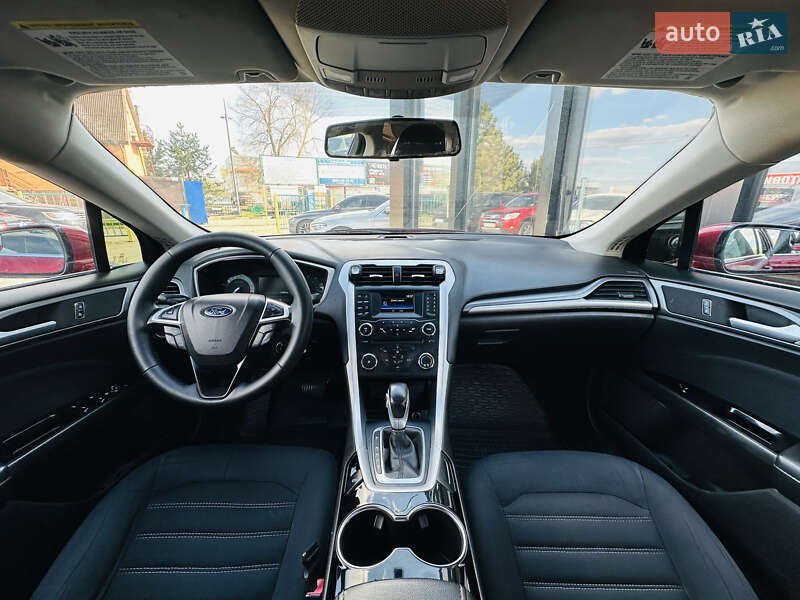 Седан Ford Fusion 2014 в Харкові