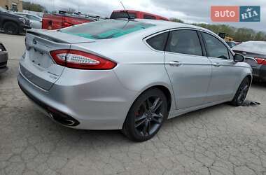 Седан Ford Fusion 2015 в 