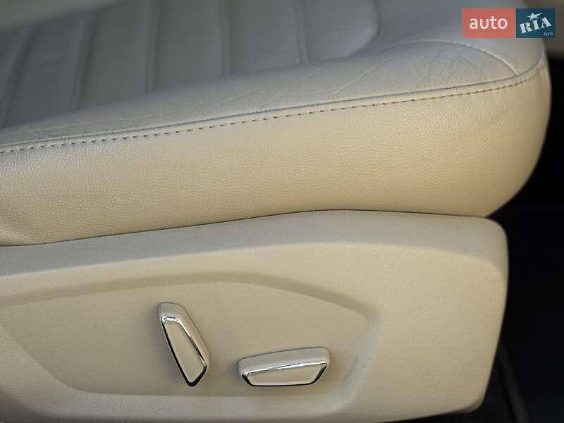 Седан Ford Fusion 2013 в Днепре