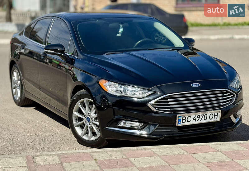 Седан Ford Fusion 2017 в Попельне