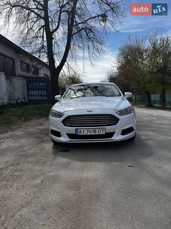 Седан Ford Fusion 2013 в Киеве