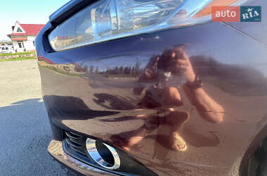 Седан Ford Fusion 2013 в 