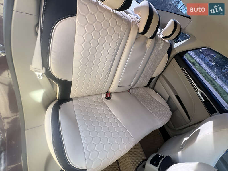 Седан Ford Fusion 2013 в Івано-Франківську