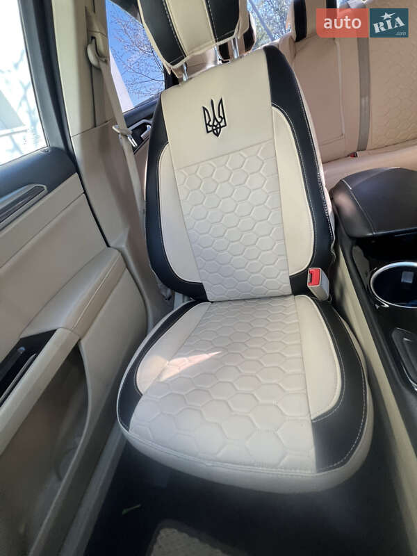 Седан Ford Fusion 2013 в Івано-Франківську