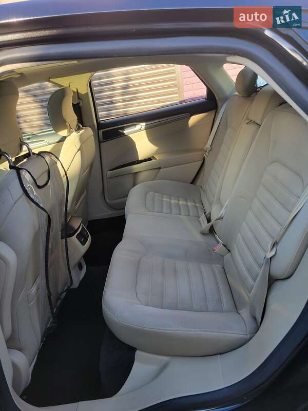 Седан Ford Fusion 2013 в Желтых Водах