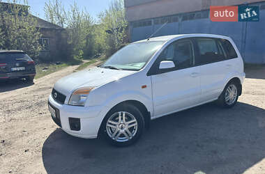 Хетчбек Ford Fusion 2010 в 