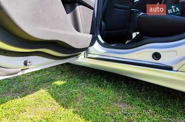 Седан Ford Fusion 2014 в 