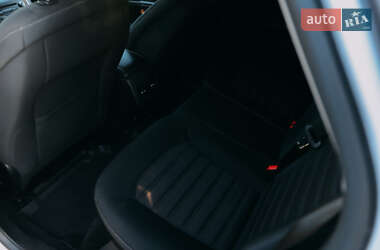 Седан Ford Fusion 2018 в 