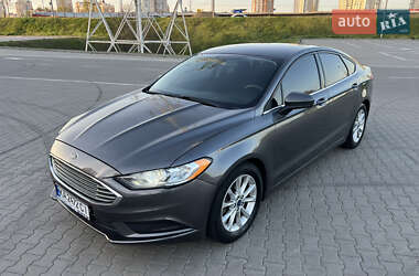 Седан Ford Fusion 2016 в 
