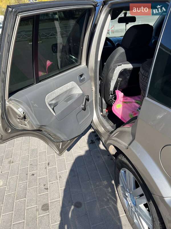 Хетчбек Ford Fusion 2003 в Вінниці