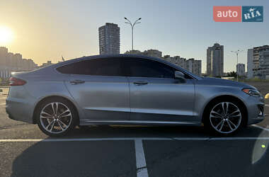 Седан Ford Fusion 2020 в Києві