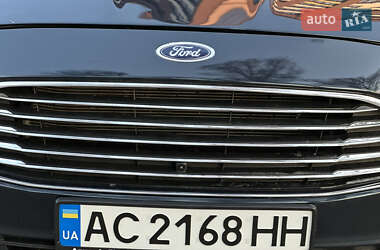 Седан Ford Fusion 2020 в 