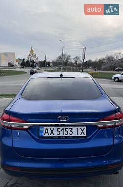 Седан Ford Fusion 2016 в  фото 2 Седан Ford Fusion 2016 в