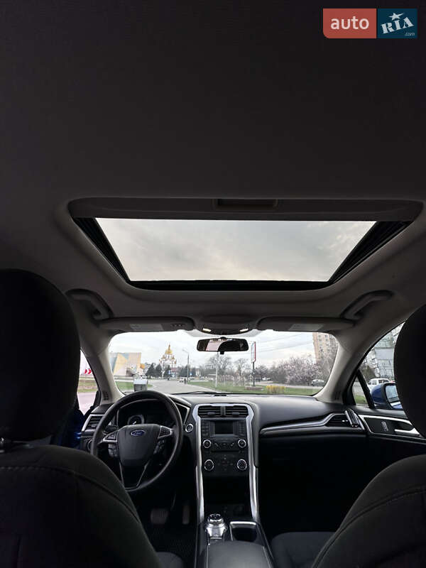 Седан Ford Fusion 2016 в Киеве фото 12 Седан Ford Fusion 2016 в Киеве