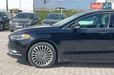 Седан Ford Fusion 2016 в 