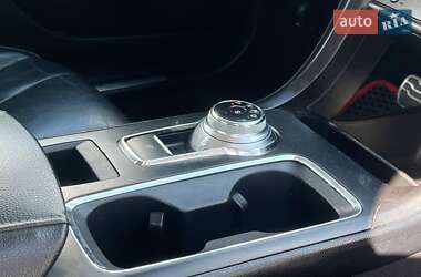 Седан Ford Fusion 2016 в 