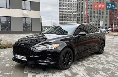 Седан Ford Fusion 2016 в 