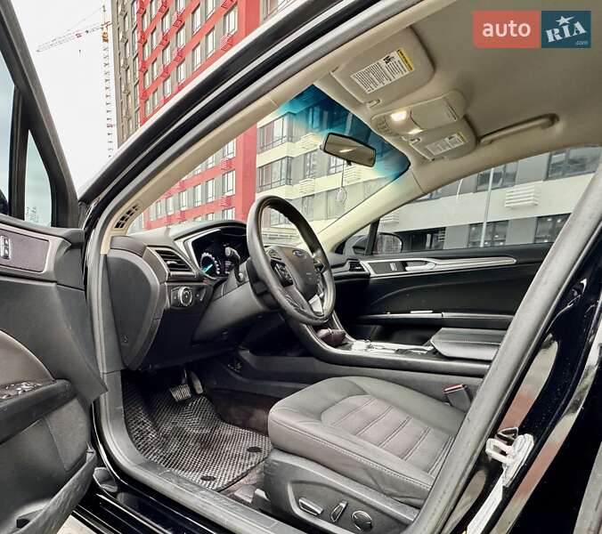 Седан Ford Fusion 2016 в Києві
