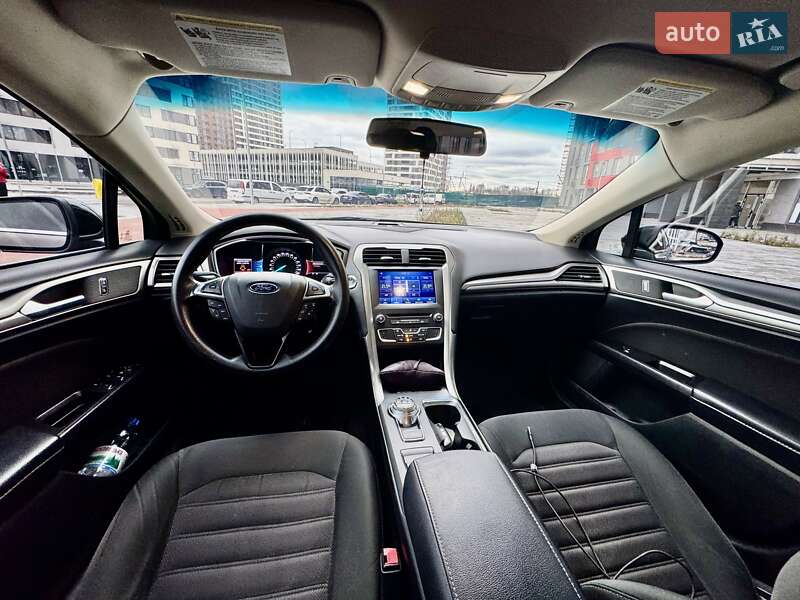 Седан Ford Fusion 2016 в Києві