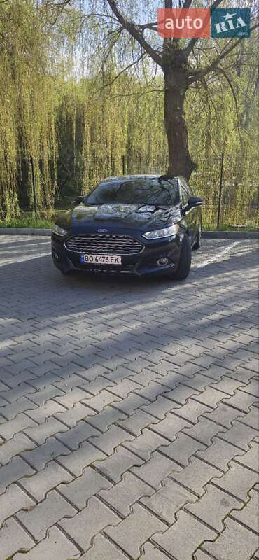 Седан Ford Fusion 2014 в 
