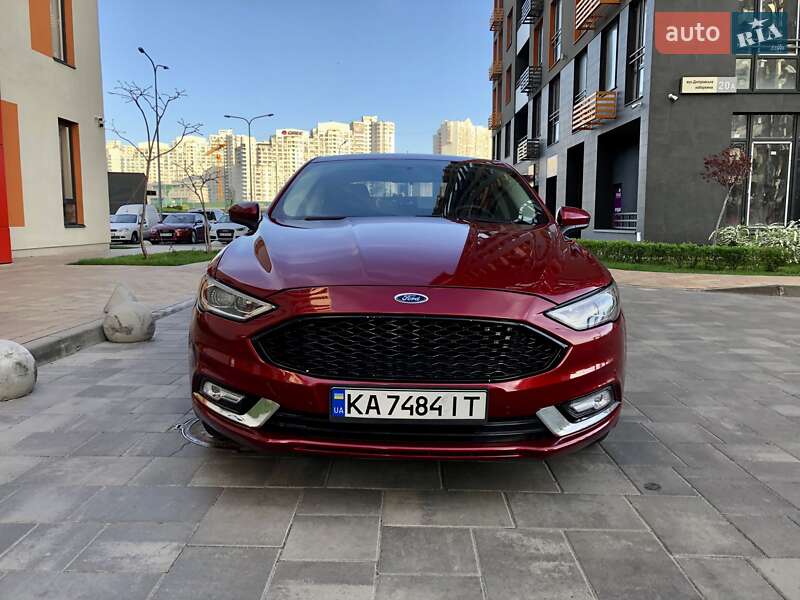 Седан Ford Fusion 2018 в Киеве